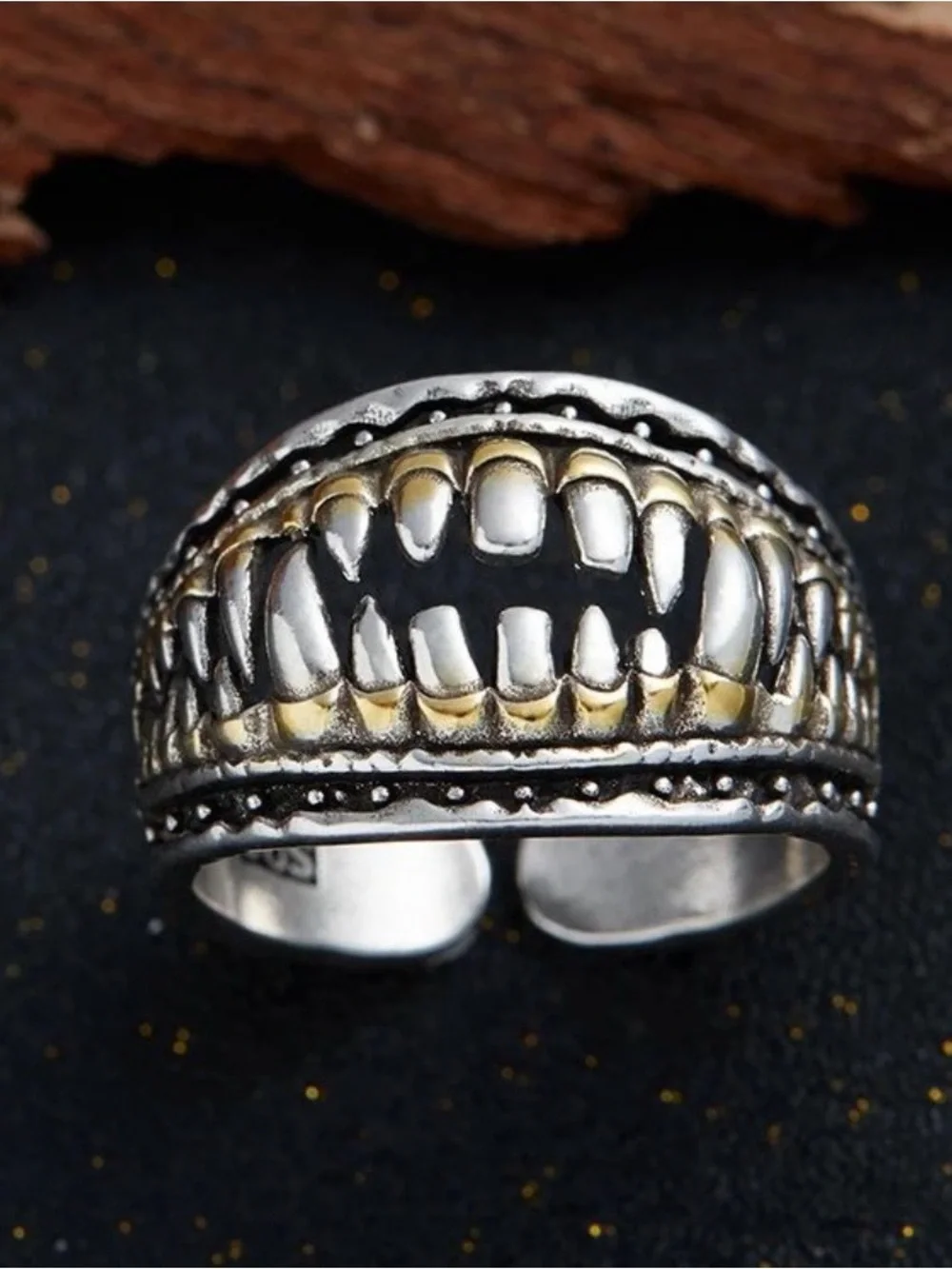 Vintage Devil's Tooth Open End Ring